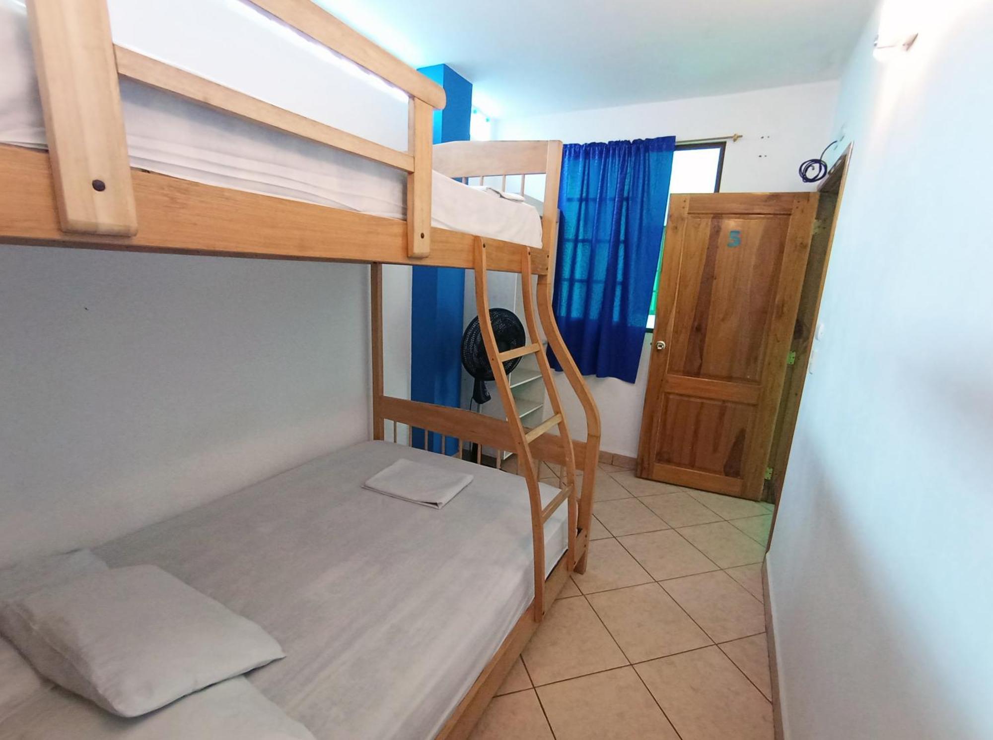 Hostal Yaku Montañita المظهر الخارجي الصورة