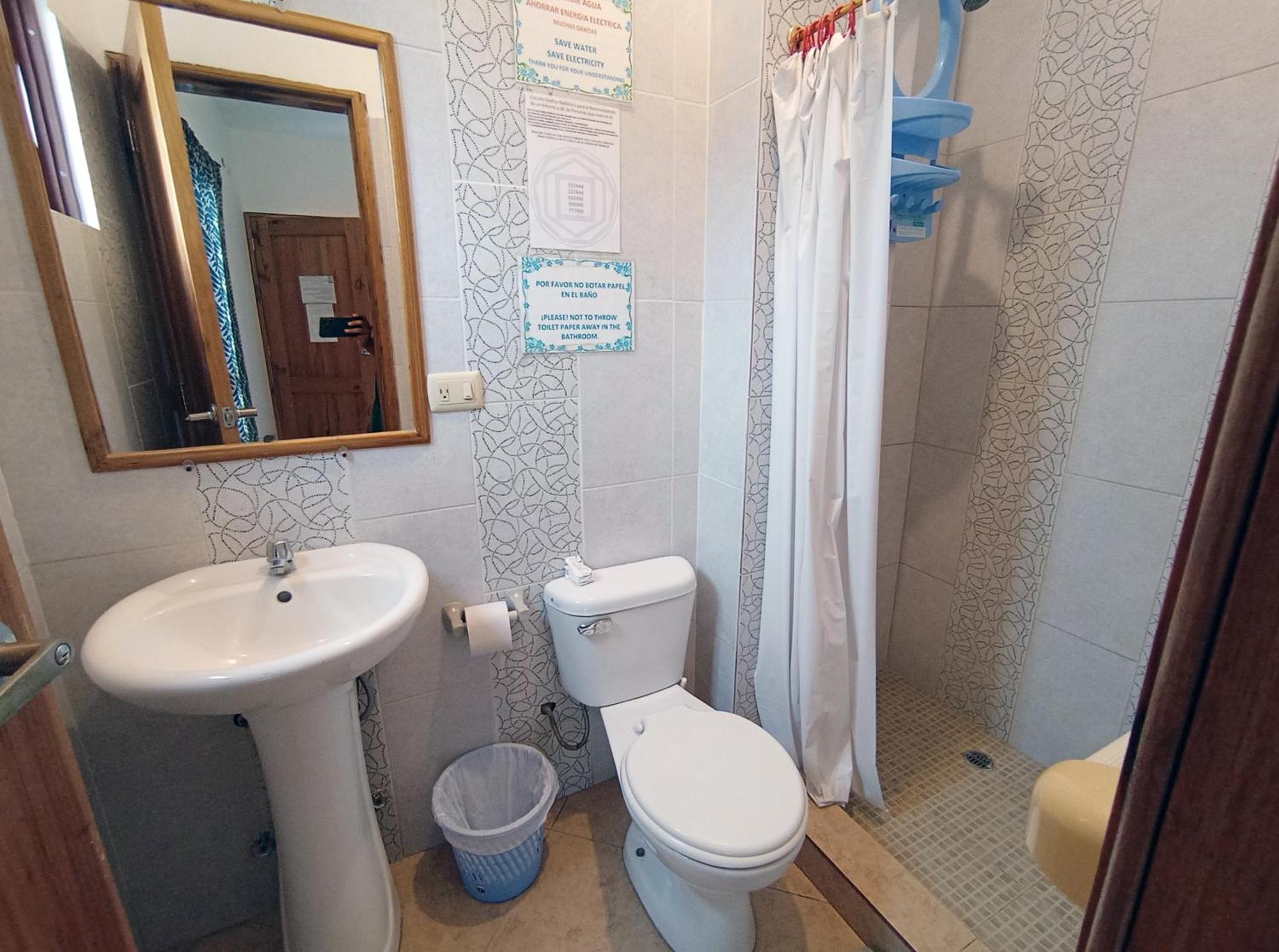 Hostal Yaku Montañita المظهر الخارجي الصورة