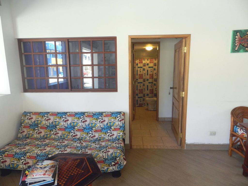 Hostal Yaku Montañita الغرفة الصورة