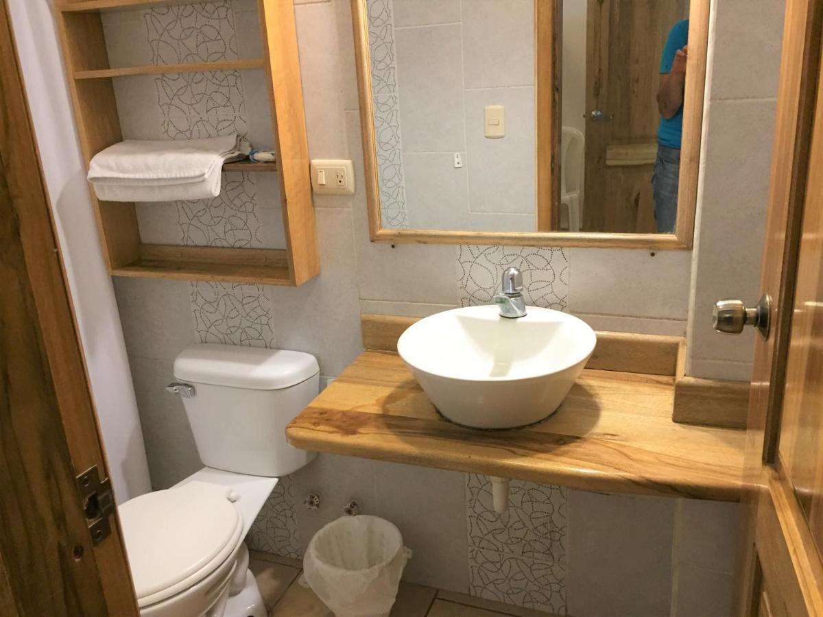 Hostal Yaku Montañita المظهر الخارجي الصورة
